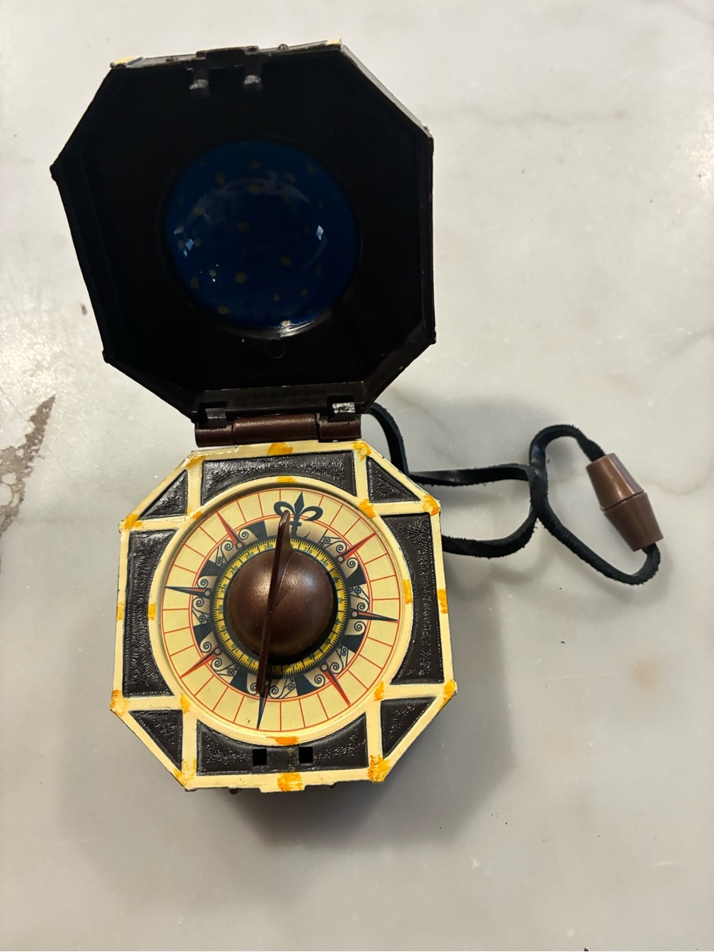 2007 Pirates of the Caribbean 5 Child Pirate Compass of Captain Jack Sparrow